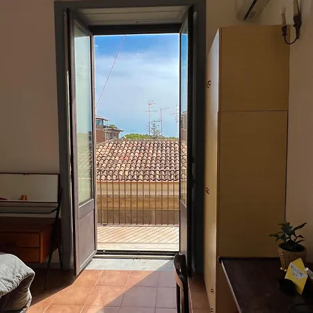 Toctoc - Big With Two In Center Apartment Catania